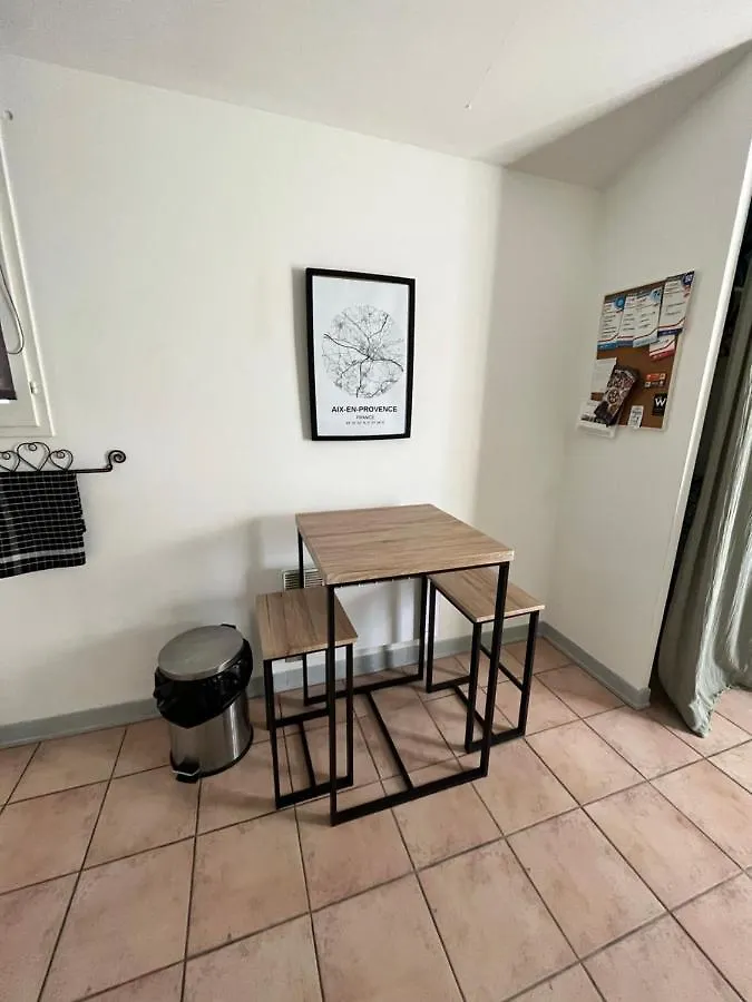 Aix-En-Provence, Charmant Studio Proche Toutes Comodites Et Axes Routiers, Linges Fournis Apartment Aix-en-Provence